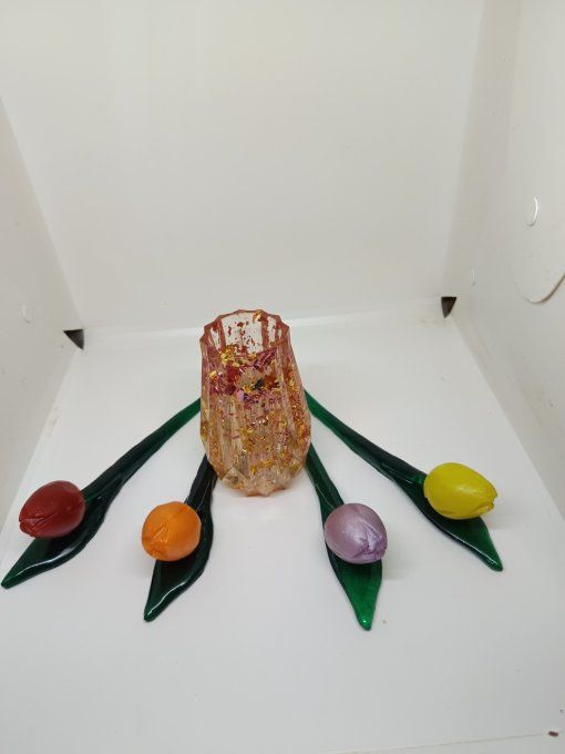 bouquet de tulipe et vase
